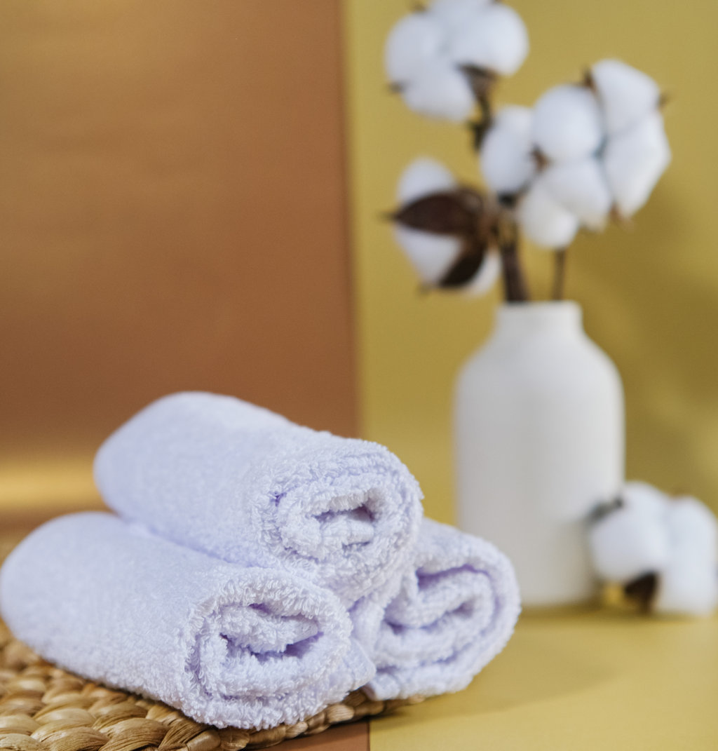 the-history-of-wet-towels-oshibori-in-japan-ervi-bed-bath